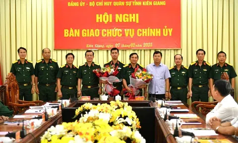 Kiên Giang: Đại tá Huỳnh Văn Khởi, Chủ nhiệm Chính trị Bộ CHQS tỉnh giữ chức Chính ủy Bộ CHQS tỉnh