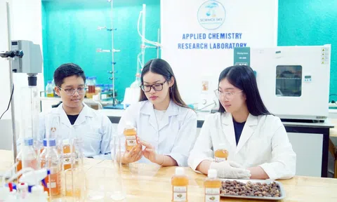 Khởi nghiệp với Dự án “Nước súc miệng từ quả cau”