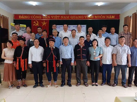 Hội nghị công bố Giấy chứng nhận đăng ký nhãn hiệu và Cấp quyền sử dụng nhãn hiệu chứng nhận "Măng sặt Văn Chấn" của huyện Văn Chấn, tỉnh Yên Bái