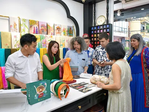 Làng nghề Việt Nam chuyển mình: Chú trọng sự đa dạng mẫu mã, mở rộng thị trường