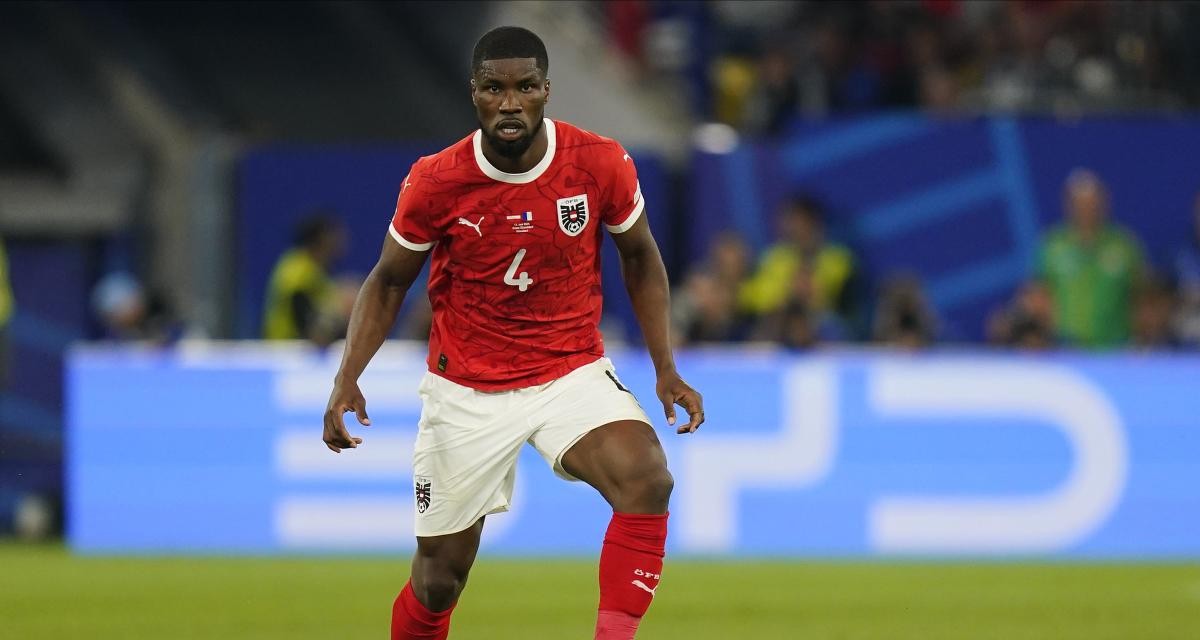 Hậu vệ làm gãy mũi Mbappe từng cà khịa: 'Tôi quá khỏe so với bạn'