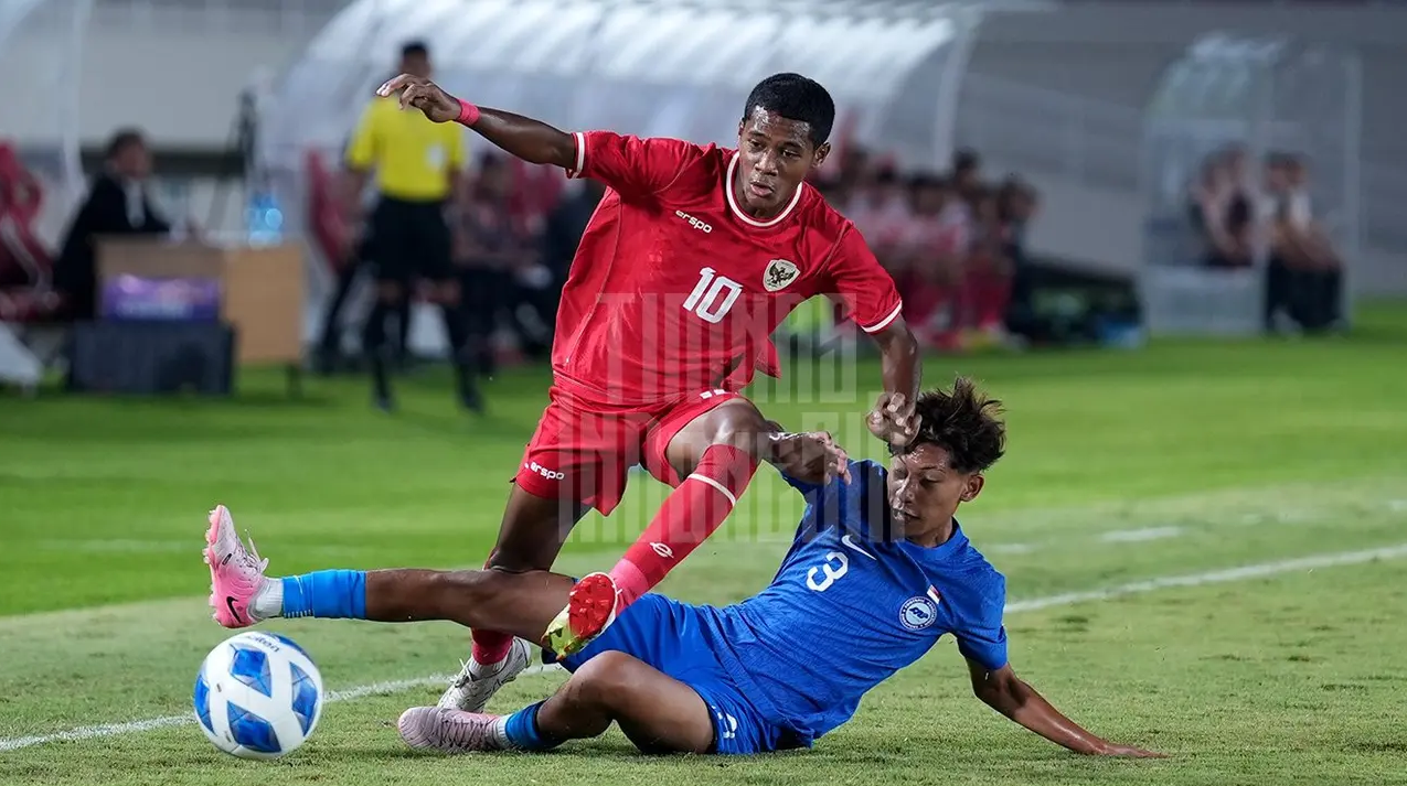 U16 Indonesia trình làng 'máy ném biên', hạ đẹp đối thủ tại giải AFF
