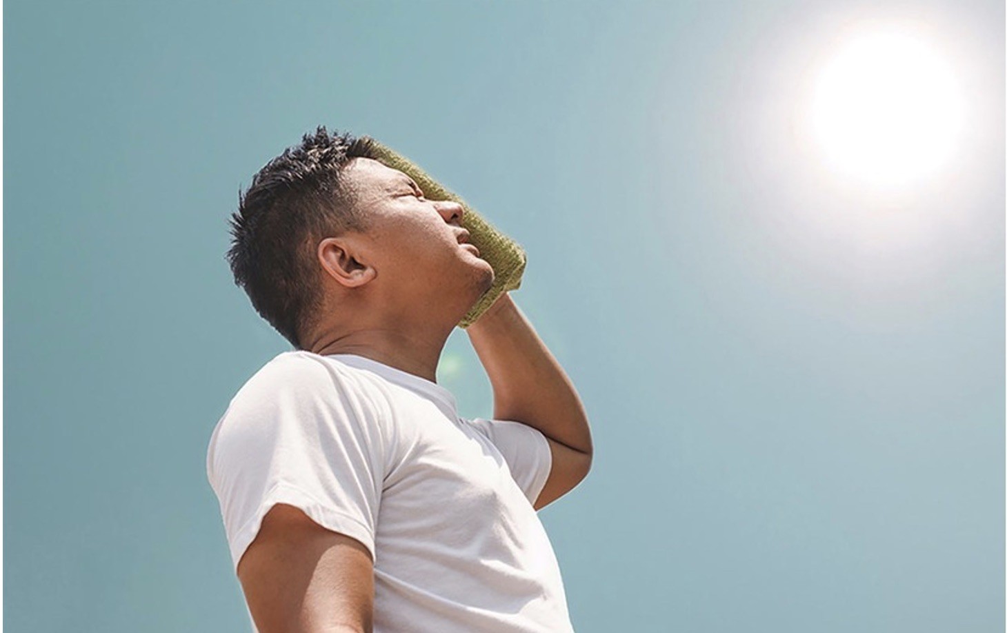 Cảnh báo nguy cơ đột quỵ do nắng nóng