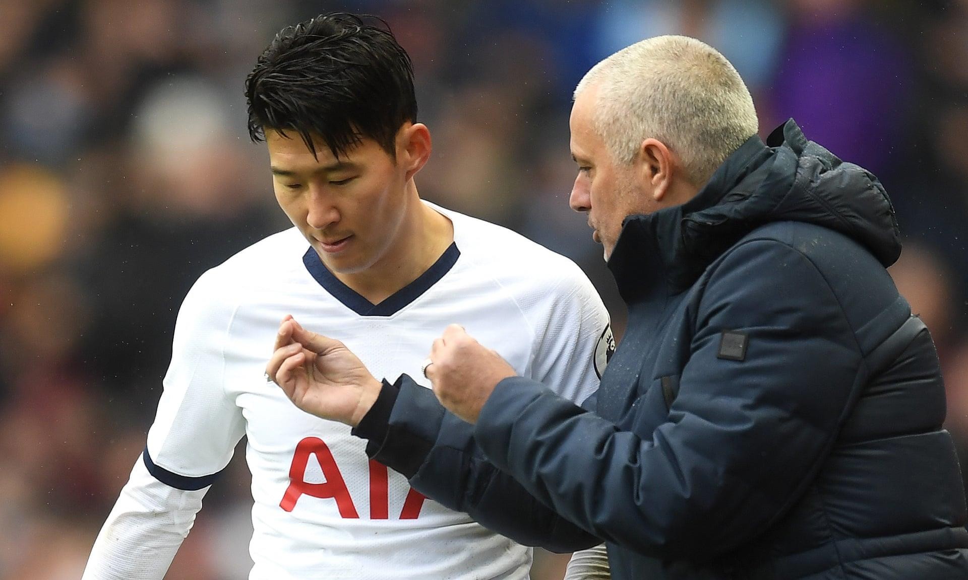 son-heung-min-jose-mourinho-1902-1722739626.jpg