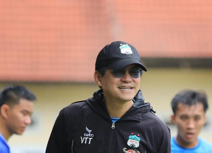 HLV Vũ Tiến Thành: 'HAGL vào top đầu khó nhưng có thể sẽ là Ngựa ô'