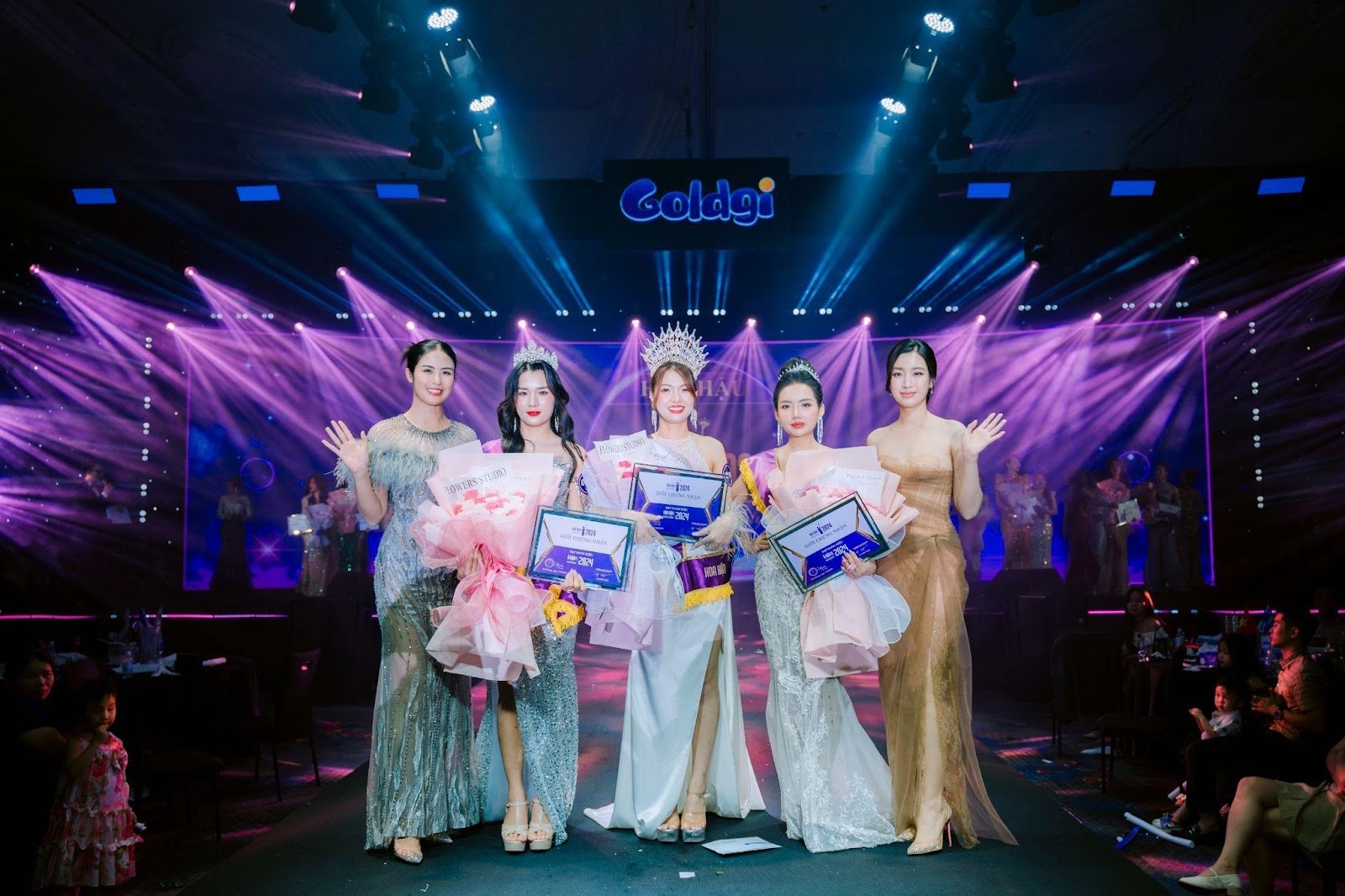 bui-thi-huyen-4-1724300624.jpeg
