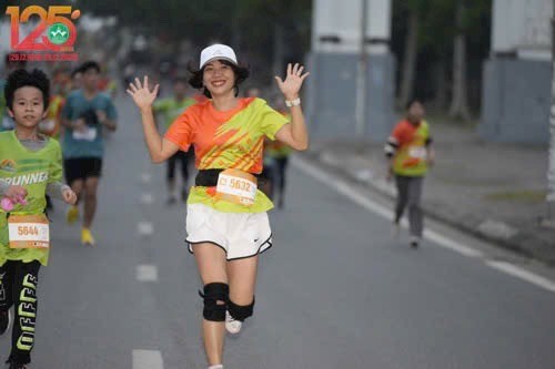 Vĩnh Phúc: Gần 2.000 vận động viên tham gia Giải chạy việt dã khám phá nét đẹp đầm Vạc, Tp Vĩnh Yên