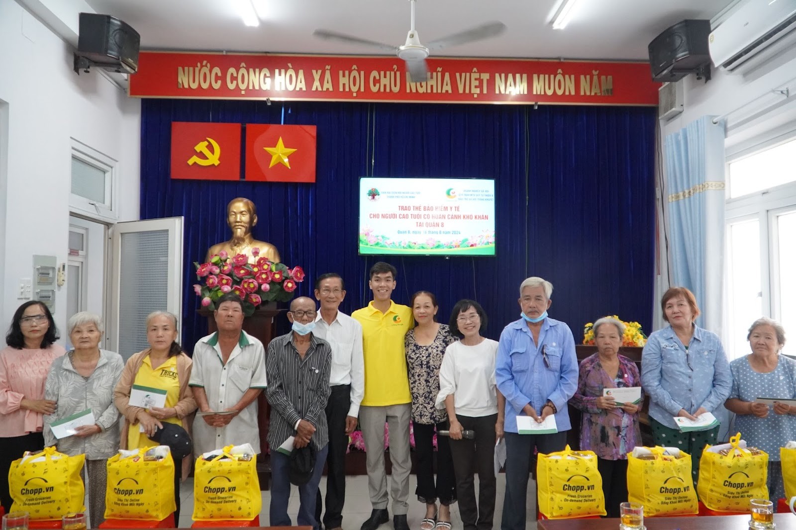 vang-trang-khuyet-thien-nguyen1-1746766424.jpg