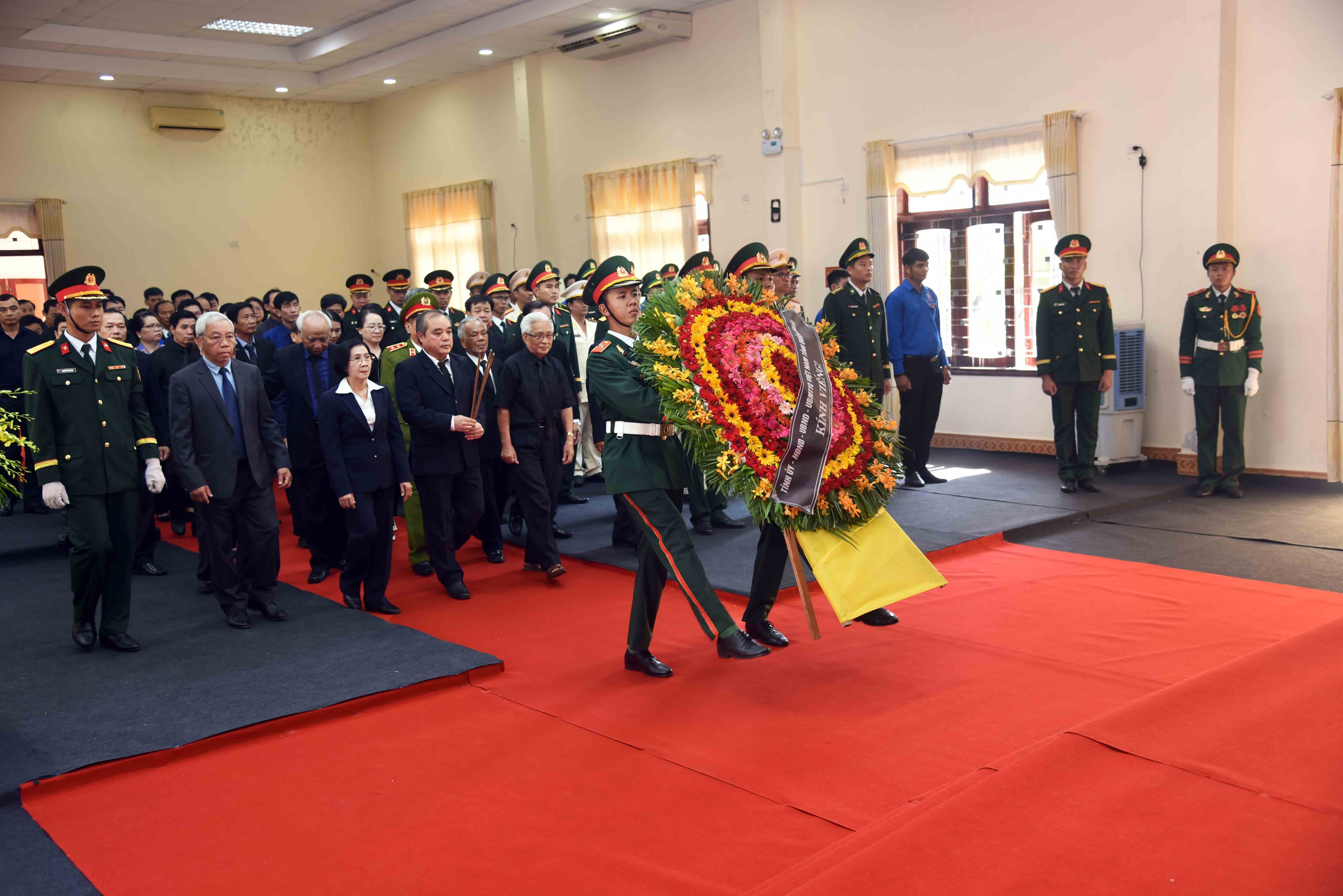 8-doan-dai-bieu-tinh-uy-hdnd-ubnd-ubmttq-viet-nam-tinh-vieng-nguyen-chu-tich-nuoc-tran-duc-luong-1748058656.jpg