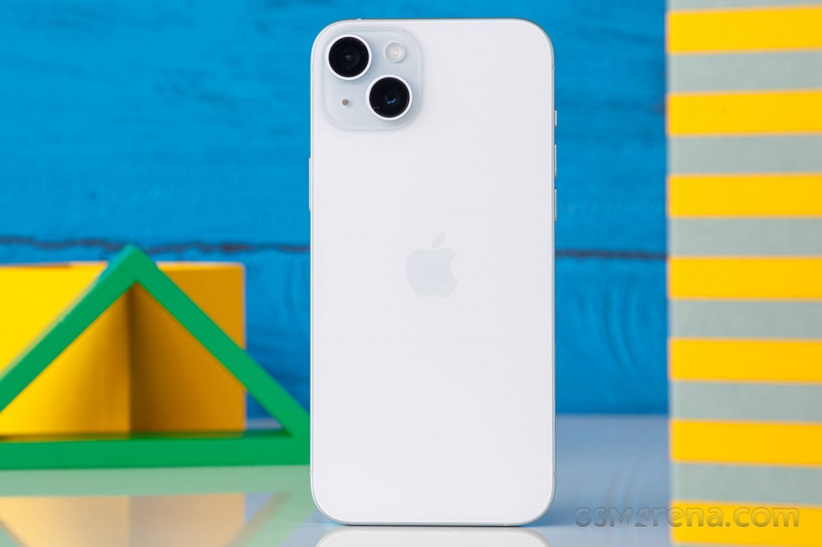 iphone-1748407400.jpg