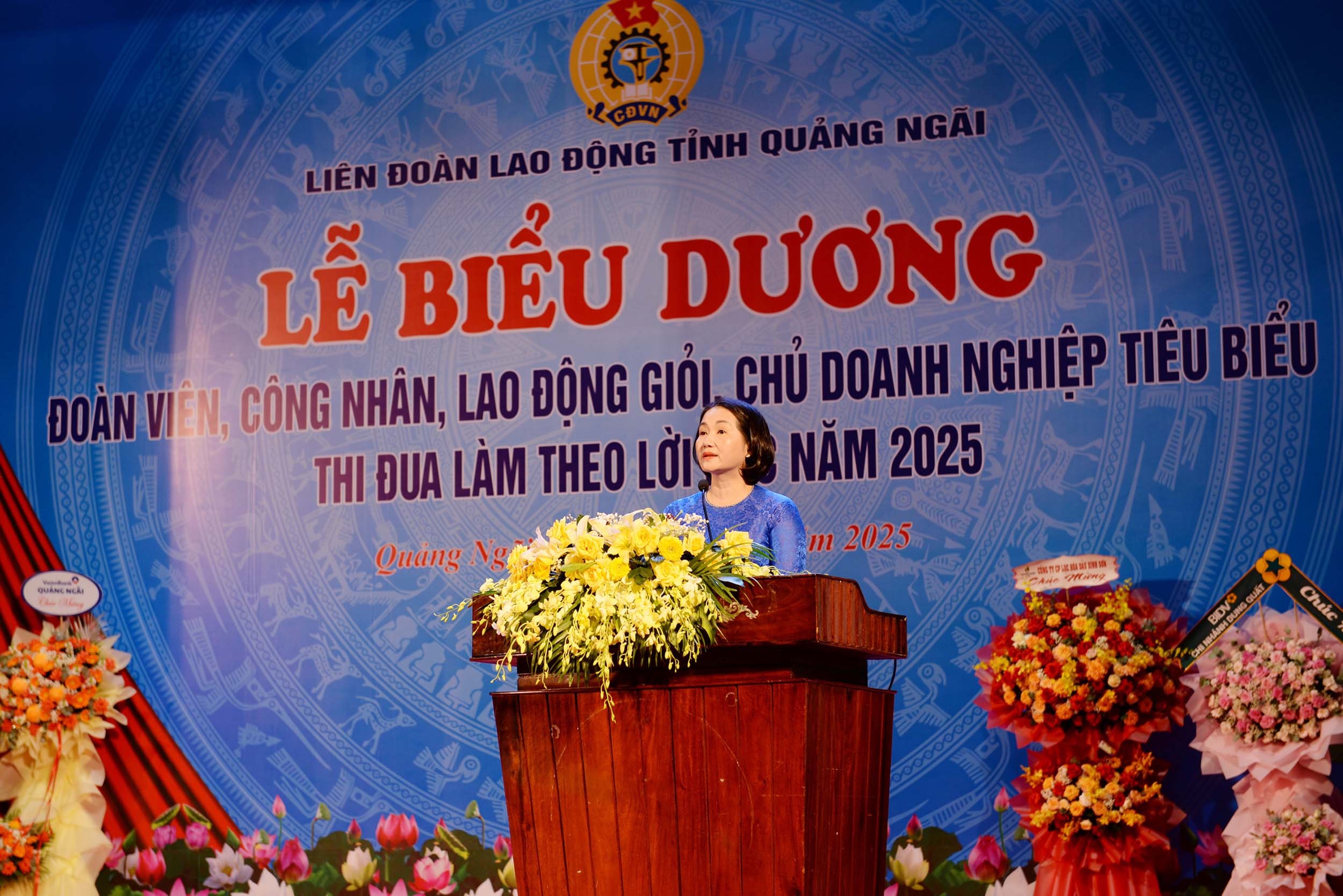 2-dong-chi-nguyen-thi-anh-lan-chu-tich-lien-doan-lao-dong-tinh-phat-bieu-tai-buoi-le-1748611554.jpg