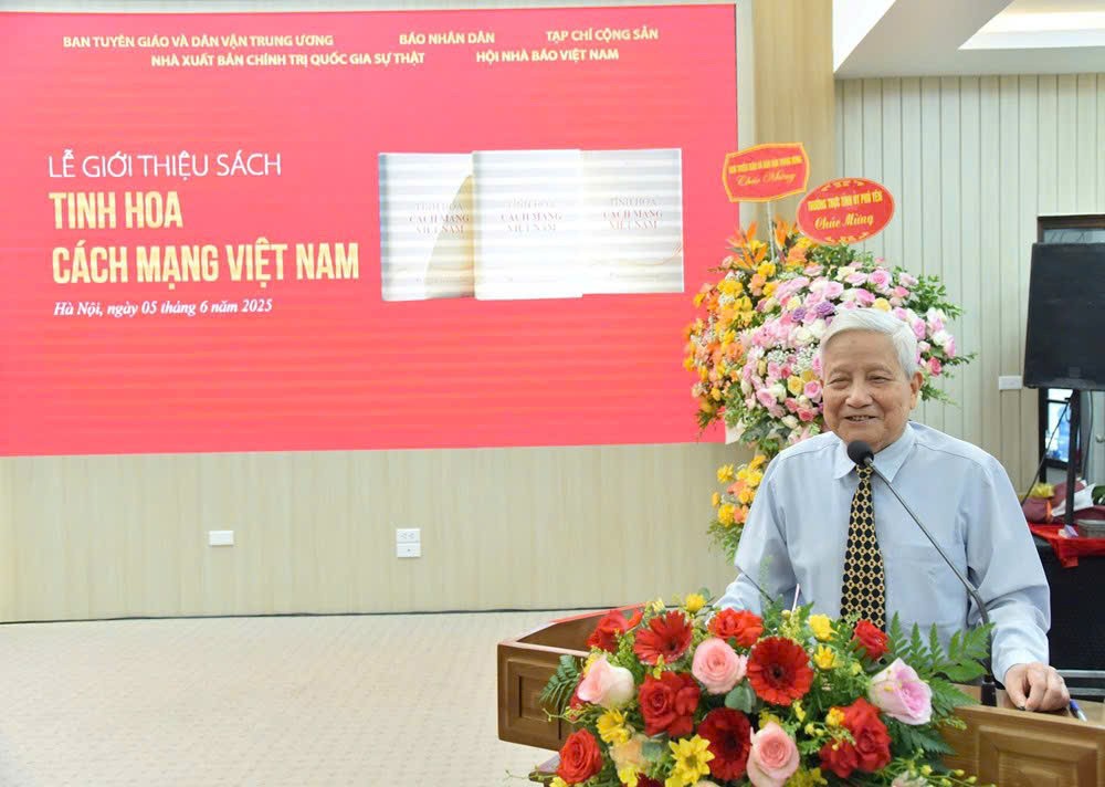 Ra mắt Tuyển tập “Tinh hoa cách mạng Việt Nam” của Nhà báo lão thành Hà Đăng