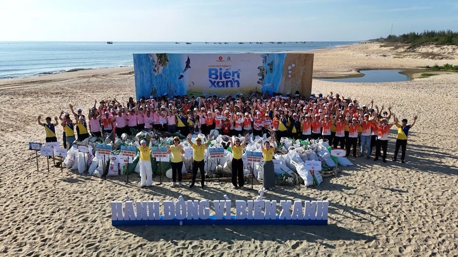 doi-hinh-ra-quan-o-quang-nam-sau-khi-da-hoan-thanh-chien-dich-don-rac-1750040762.jpg