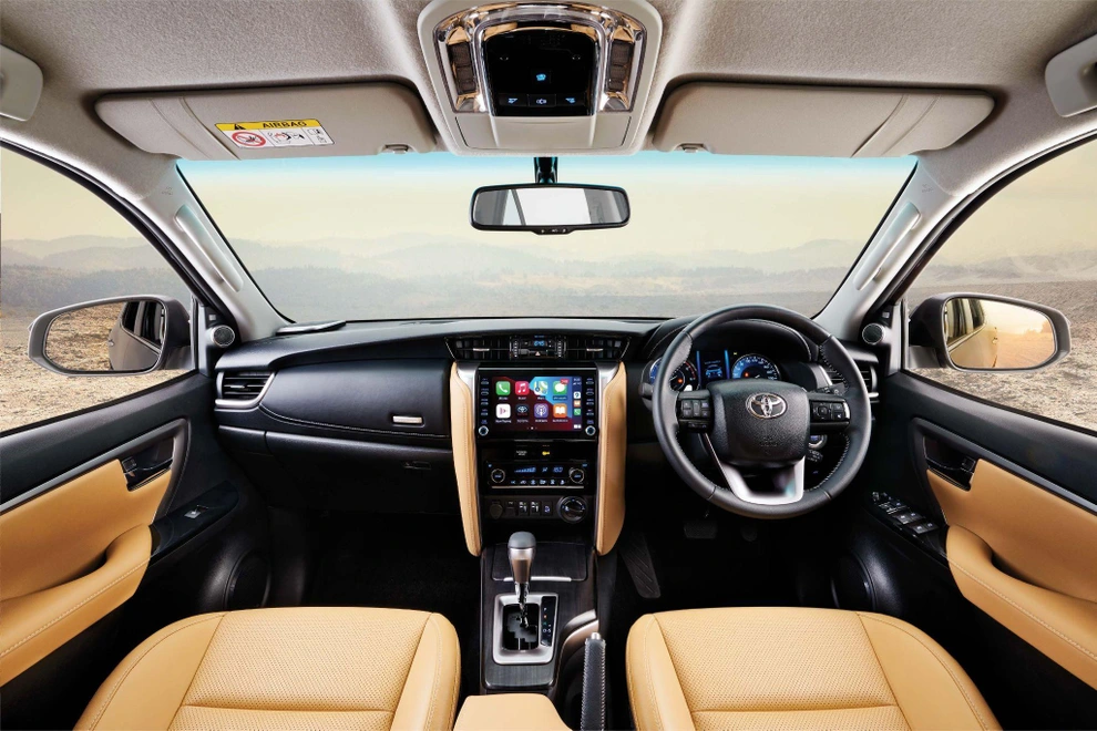 Toyota Fortuner Hybrid 2025 chính thức ra mắt, 'đe nẹt' Ford Everest và Hyundai Santa Fe với giá mềm ảnh 5