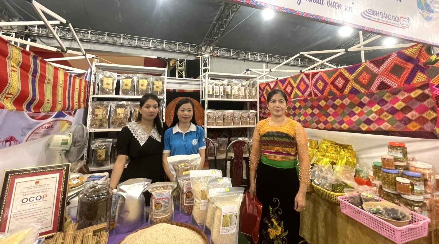 giao-luu-ket-noi3-1750215470.jpg