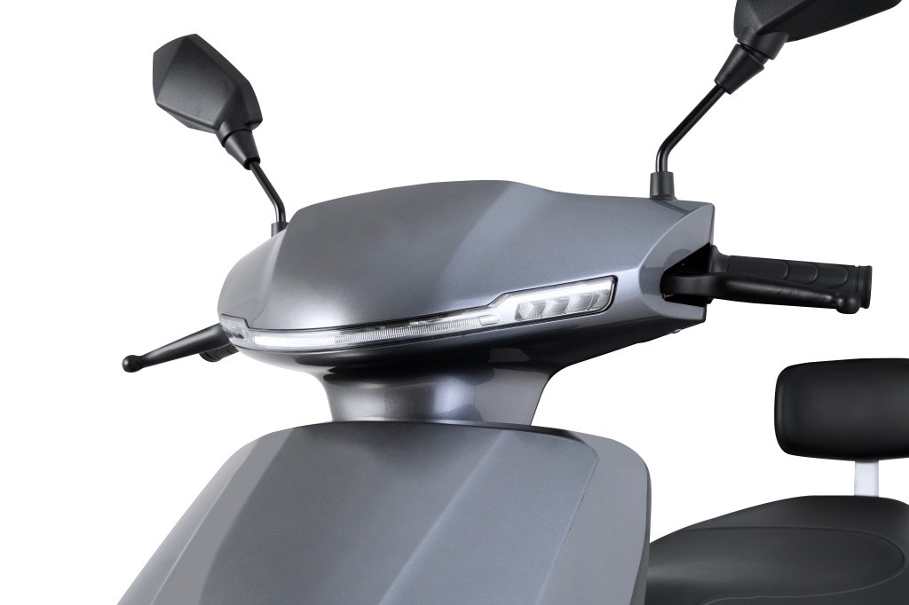 xe-ga-quoc-dan-8-1750244459.jpg