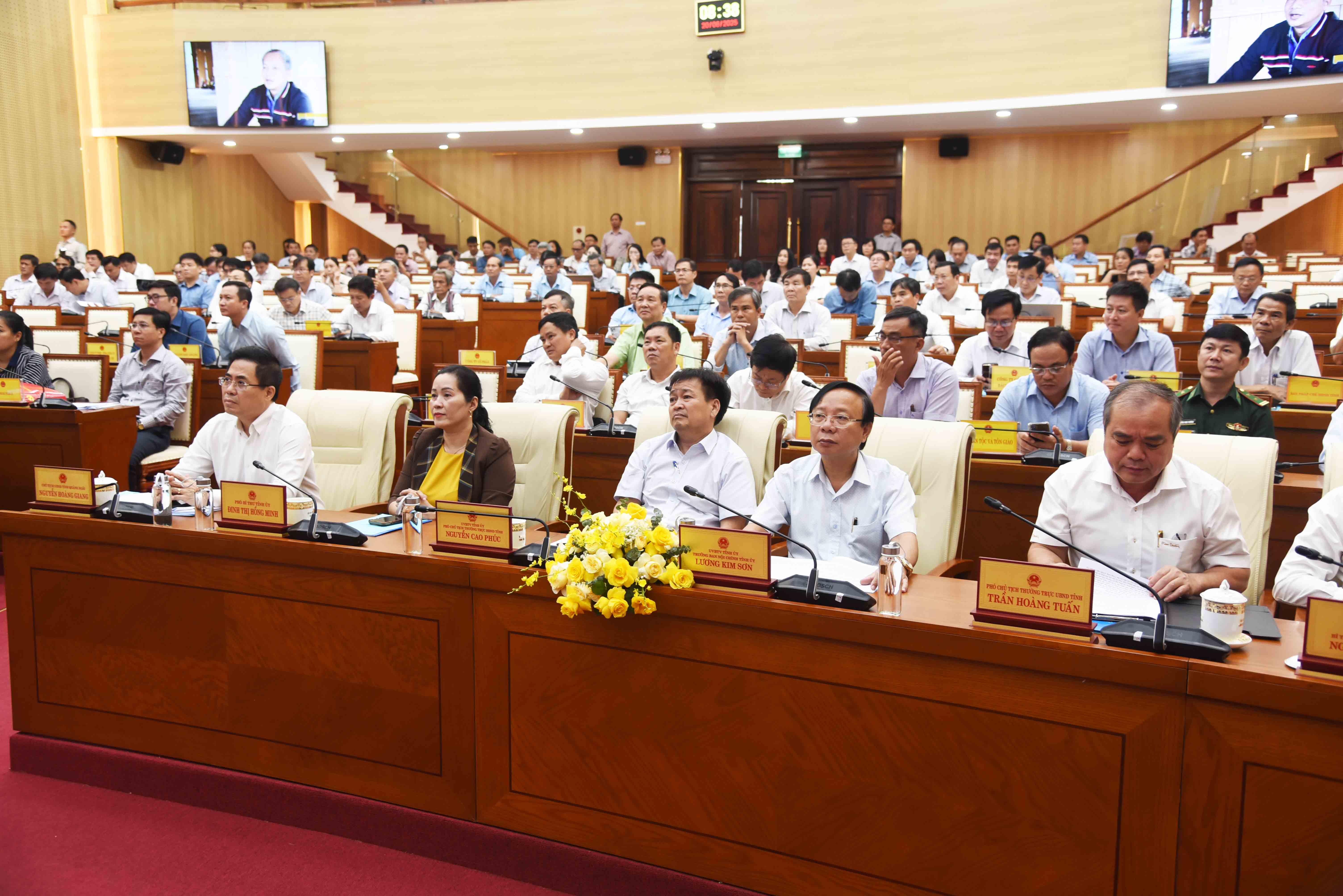 1-cac-dai-bieu-du-hoi-nghi-1750399147.jpg