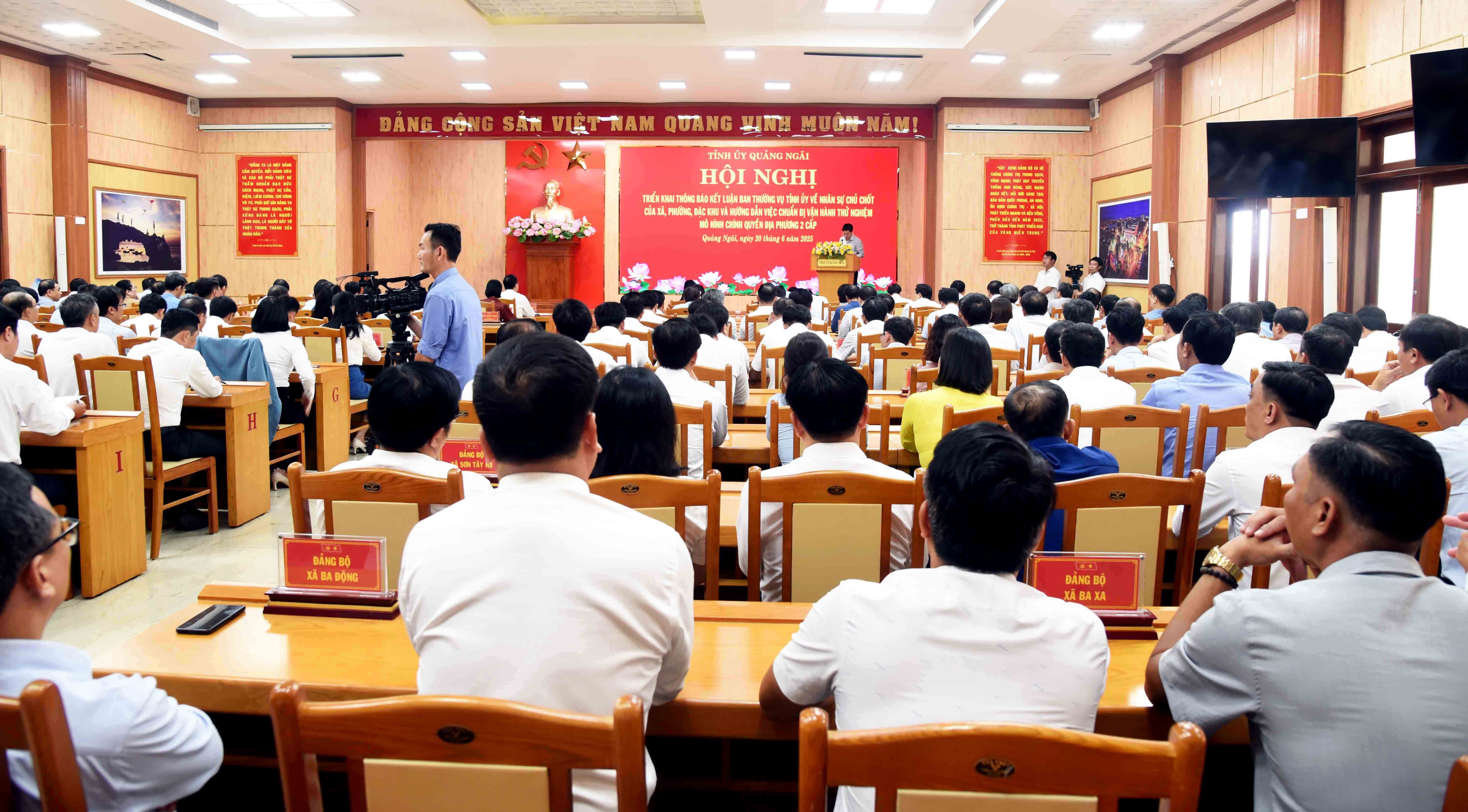 2-quang-canh-hoi-nghi-1750422543.jpg