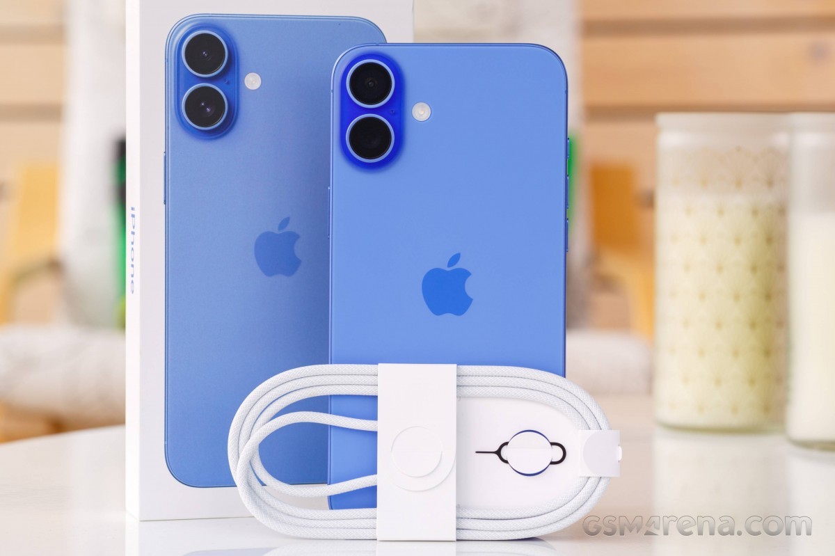 iphone-1750999096.jpg