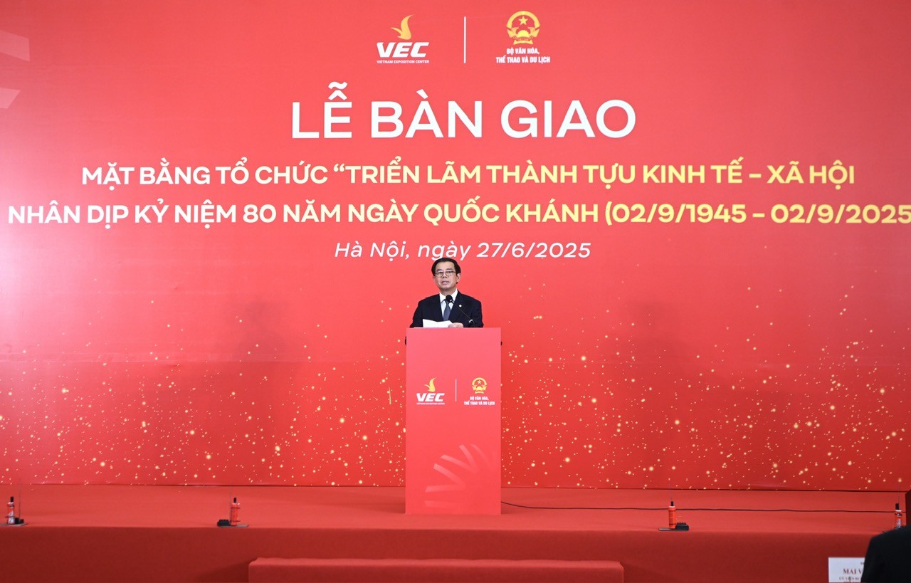 ong-nguyen-viet-quang-pho-chu-tich-kiem-tong-giam-doc-tap-doan-vingroup-1751024123.jpg