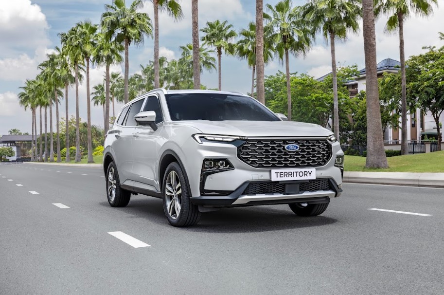 ford-viet-nam-va-dai-ly-trien-khai-chuong-trinh-khuyen-mai-thang-7-voi-gia-tri-len-toi-89-trieu-dong-anh-3-1751533794.jpg