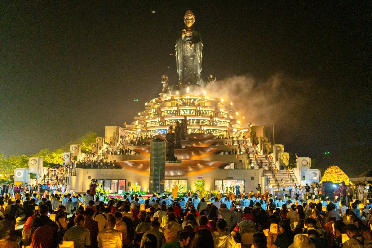 le-dang-dang-nui-ba-den-1751603817.jpg