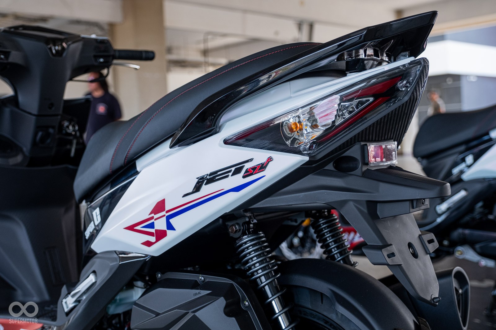‘Siêu phẩm’ xe ga 158cc giá 78 triệu đồng ra mắt: Thể thao hơn Honda SH, trang bị lấn át Air Blade ảnh 4