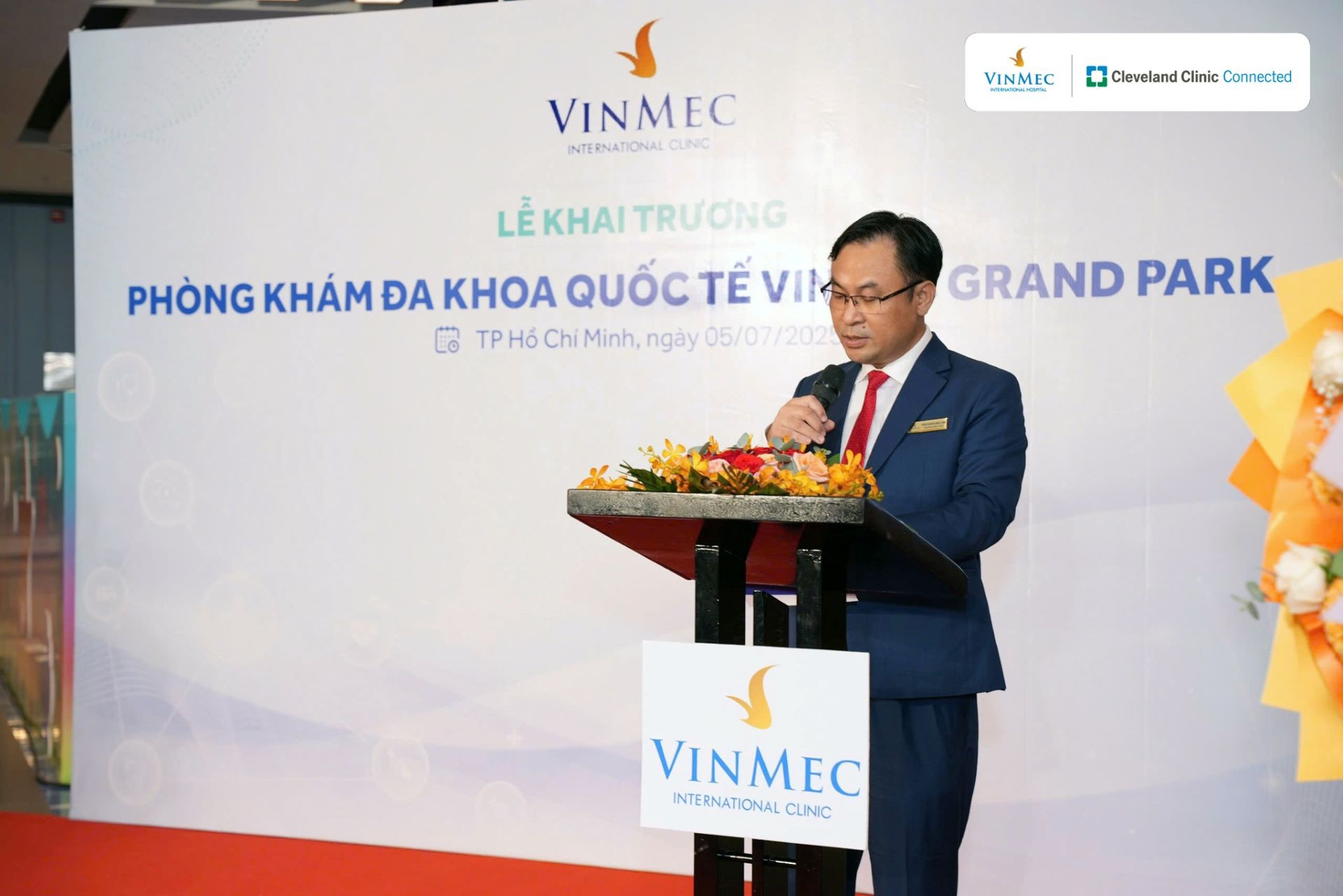 ong-tran-hoang-ngoc-anh-giam-doc-benh-vien-da-khoa-quoc-te-vinmec-central-park-1751716841.jpg