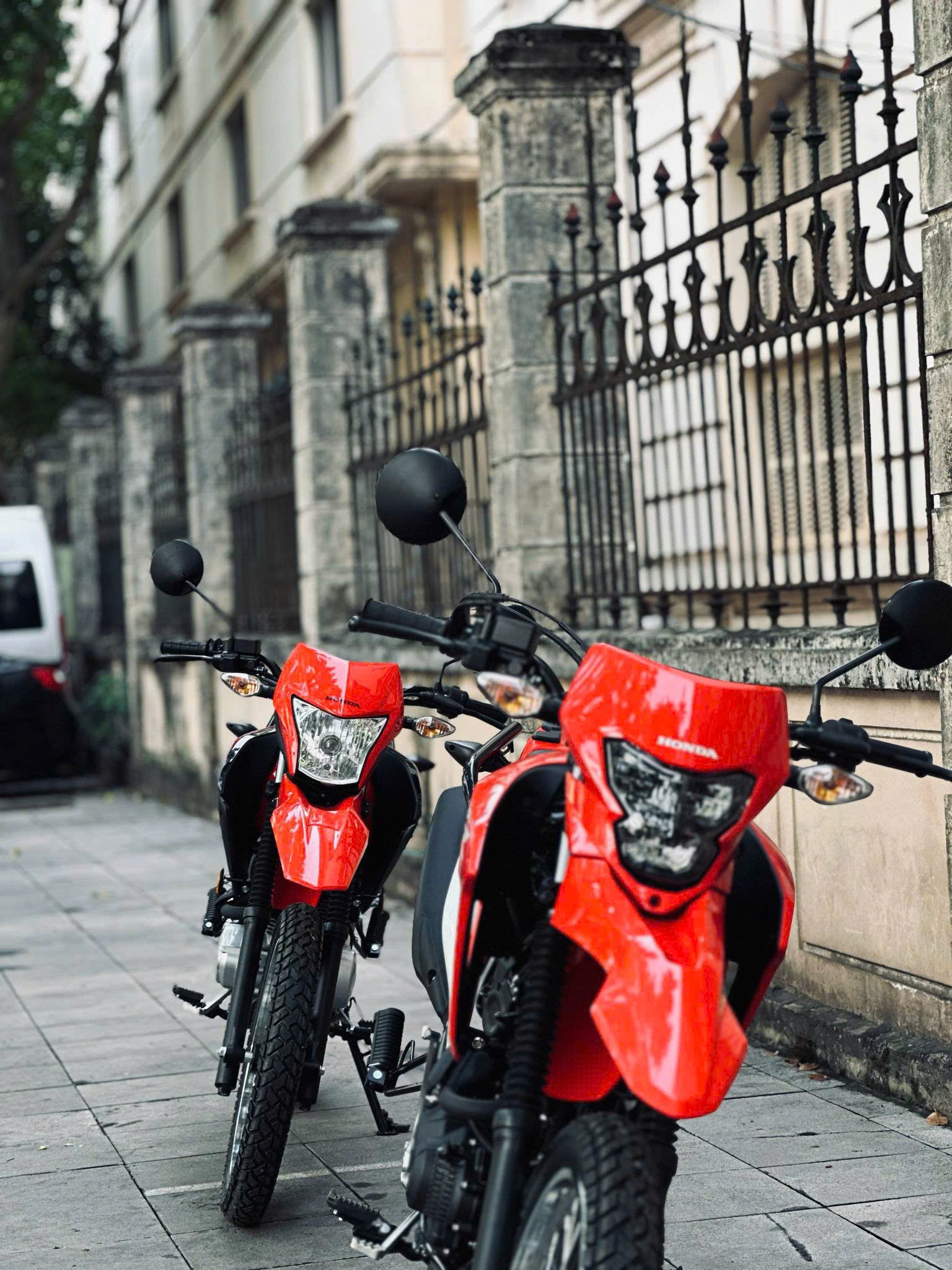 dai-ly-viet-nhan-coc-vua-con-tay-moi-cua-honda-xin-hon-winner-x-trang-bi-lan-at-yamaha-exciter-anh-2-1752135961.jpg