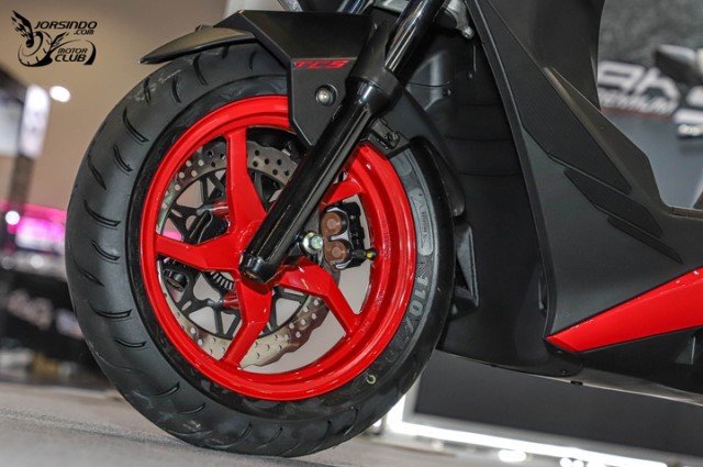 Ra mắt ‘đế vương’ xe ga 165cc mới thể thao hơn Honda SH, có ABS và TCS ăn đứt Vario cùng Air Blade ảnh 4