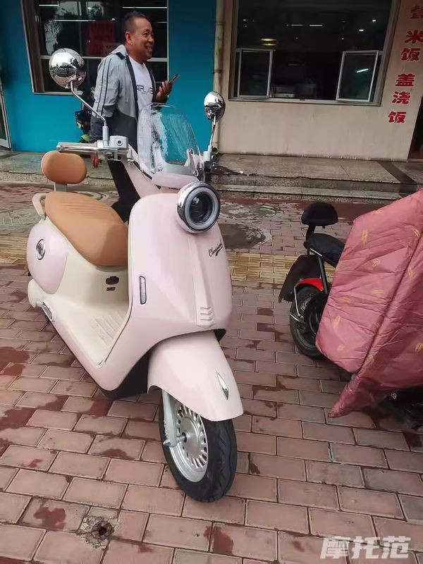 Rẻ hơn cả Honda Wave Alpha, mẫu xe tay ga mới thay thế Vision chính thức ra mắt giá 13,4 triệu đồng ảnh 5