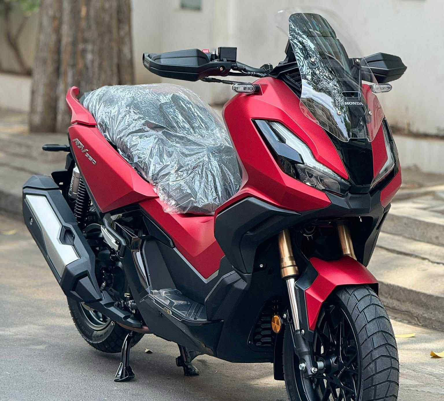 Tin xe hot 14/7: Yamaha ra mắt 'vua côn tay' 150cc mới đẹp hơn Exciter, giá rẻ lấn át Honda Winner X ảnh 2