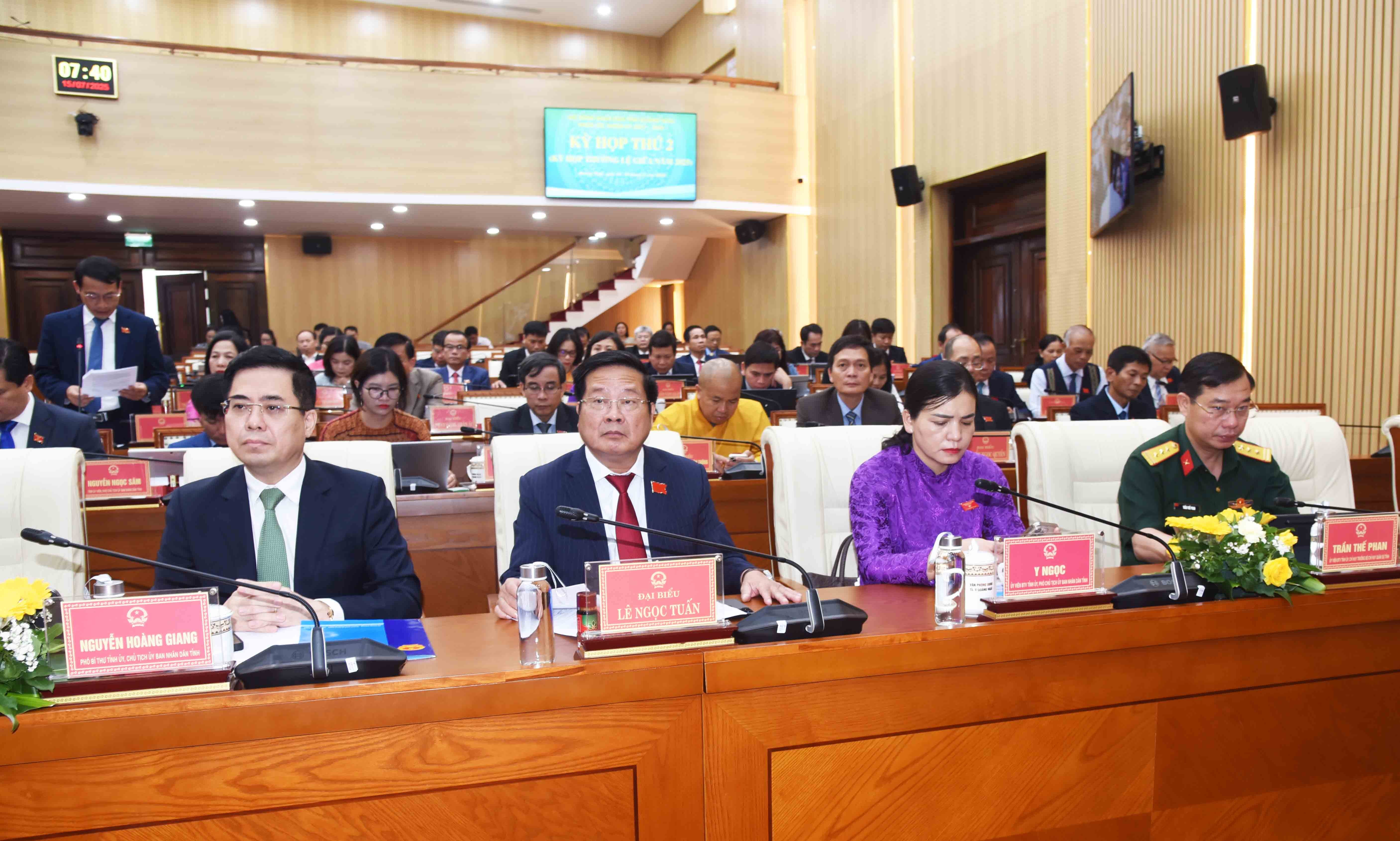2-cac-dai-bieu-du-ky-hop-hdnd-1752574376.jpg