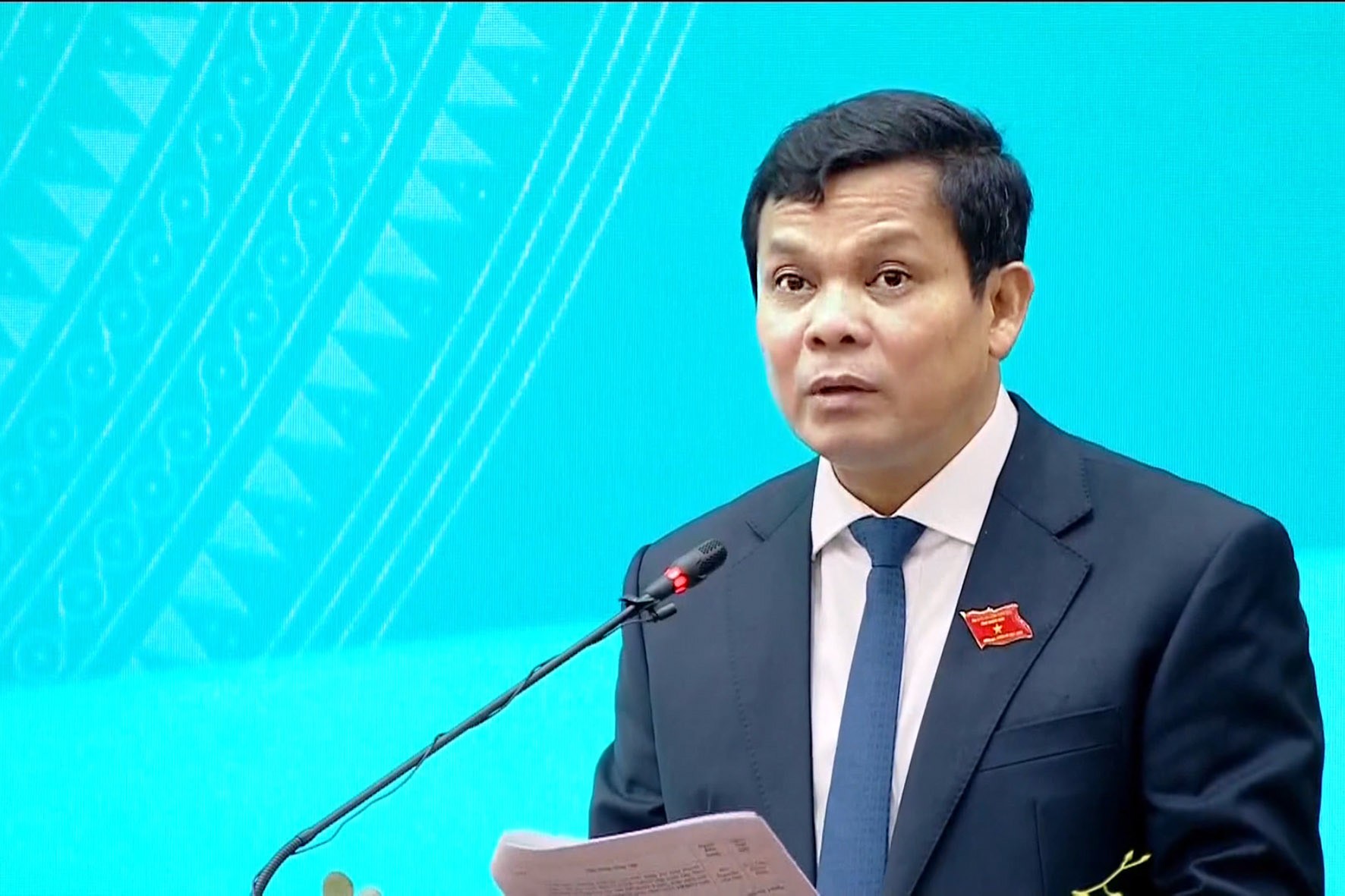 2ong-nguyen-duc-tuy-chu-tich-hdnd-tinh-phat-bieu-khai-mac-1752574375.jpg