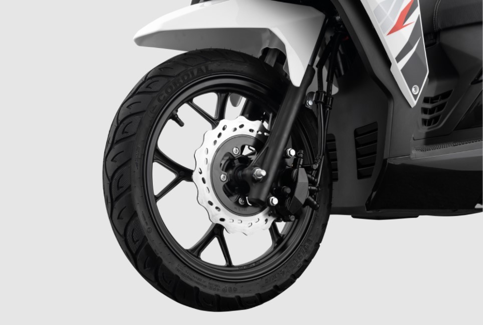 con-ac-mong-cua-honda-vario-chinh-thuc-ra-mat-voi-gia-hap-dan-thiet-ke-dep-mat-lan-at-air-blade-anh-7-1752574686.jpg