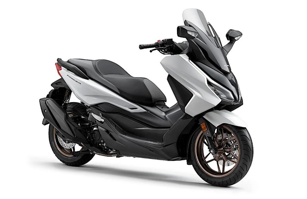 Tin xe 17/7: Ra mắt ‘thần gió’ 312cc mới ăn đứt Yamaha Exciter và Honda Winner X, giá 64 triệu đồng ảnh 2