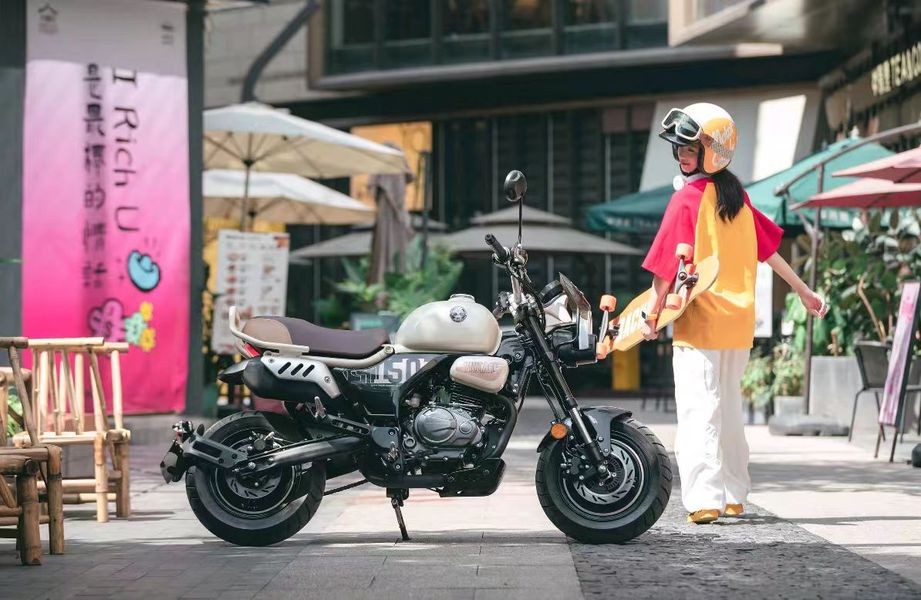 Ra mắt ‘tiểu bá vương’ 150cc giá 37 triệu đồng có ABS 2 kênh ăn đứt Yamaha Exciter và Honda Winner X ảnh 1