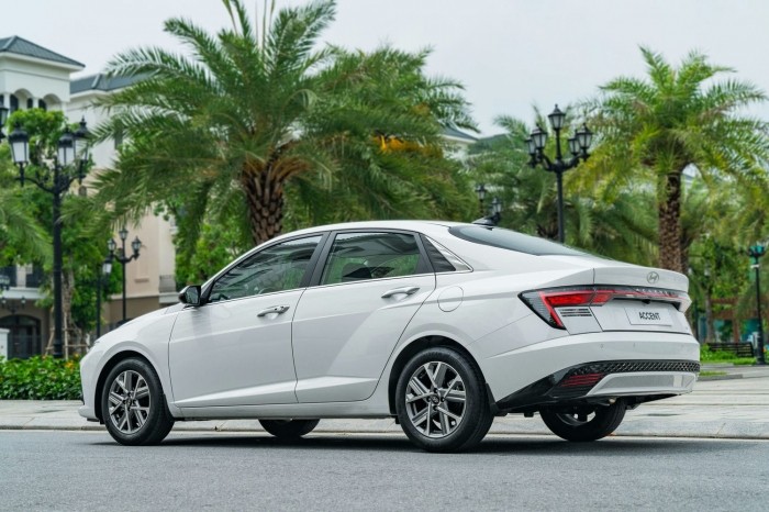 Tin xe trưa 20/7: Giá lăn bánh Hyundai Accent cực rẻ, quyết hạ đo ván Toyota Vios và Honda City ảnh 1