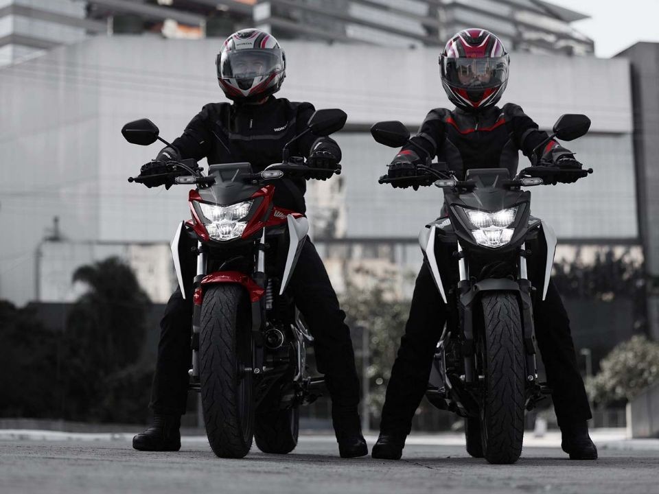 Honda ra mắt ‘vua côn tay’ 293cc mới đỉnh hơn Winner X, trang bị ‘đè bẹp’ Yamaha Exciter, giá 'mềm' ảnh 4