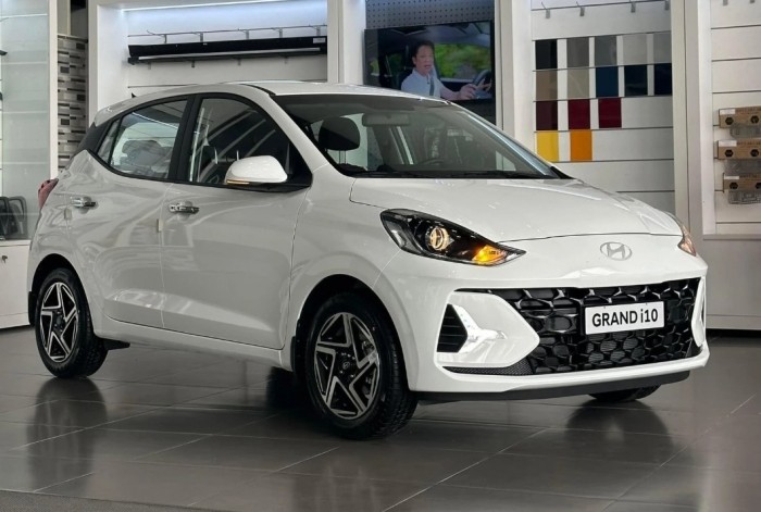 Tin xe 26/7: ‘Vua côn tay’ Honda mới ra mắt với giá mềm, trang bị áp đảo Winner X và Yamaha Exciter ảnh 1