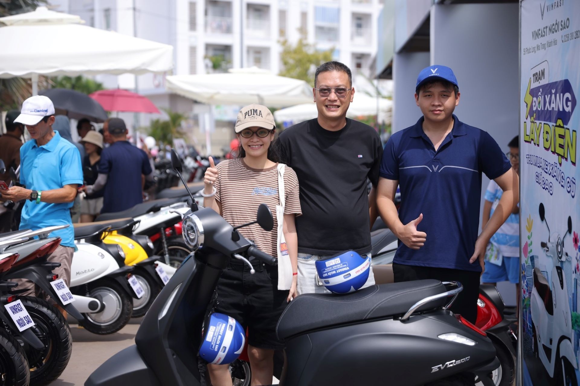 dai-hoi-doi-xang-lay-dien-bung-no-3-mien-khach-xep-hang-lai-thu-chot-don-voi-loat-uu-dai-lon-anh-5-1753609340.JPG