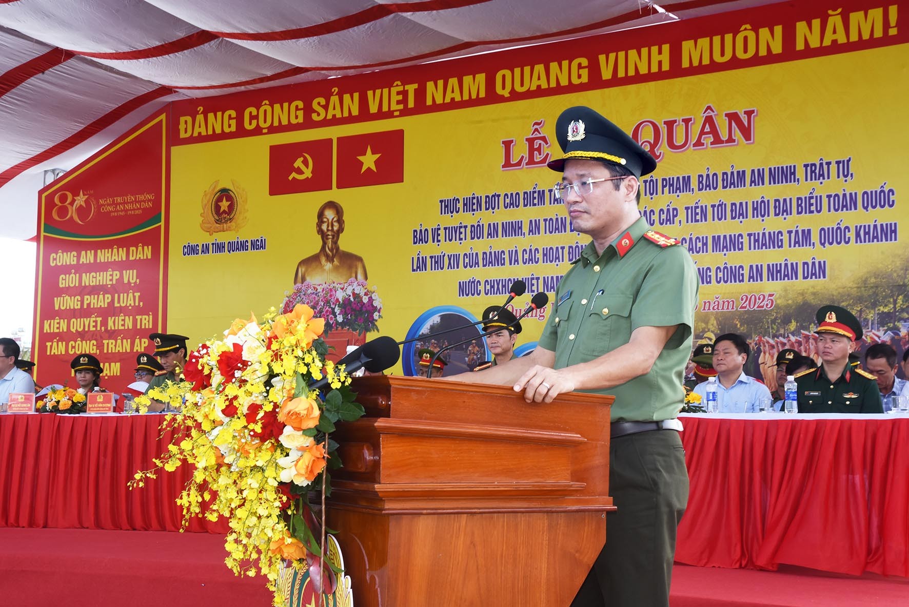 2a-dai-ta-ho-song-an-giam-doc-cong-an-tinh-phat-lenh-ra-quan-thuc-hien-dot-cao-diem-tan-cong-tran-ap-toi-pham-1754036112.jpg