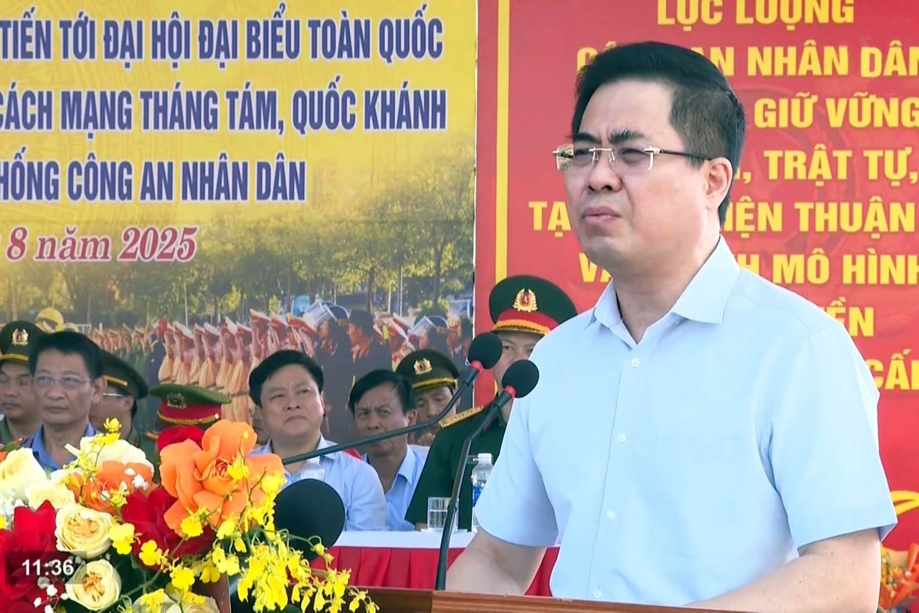 7-ong-nguyen-hoang-giang-chu-tich-ubnd-tinh-quang-ngai-1754036112.jpg