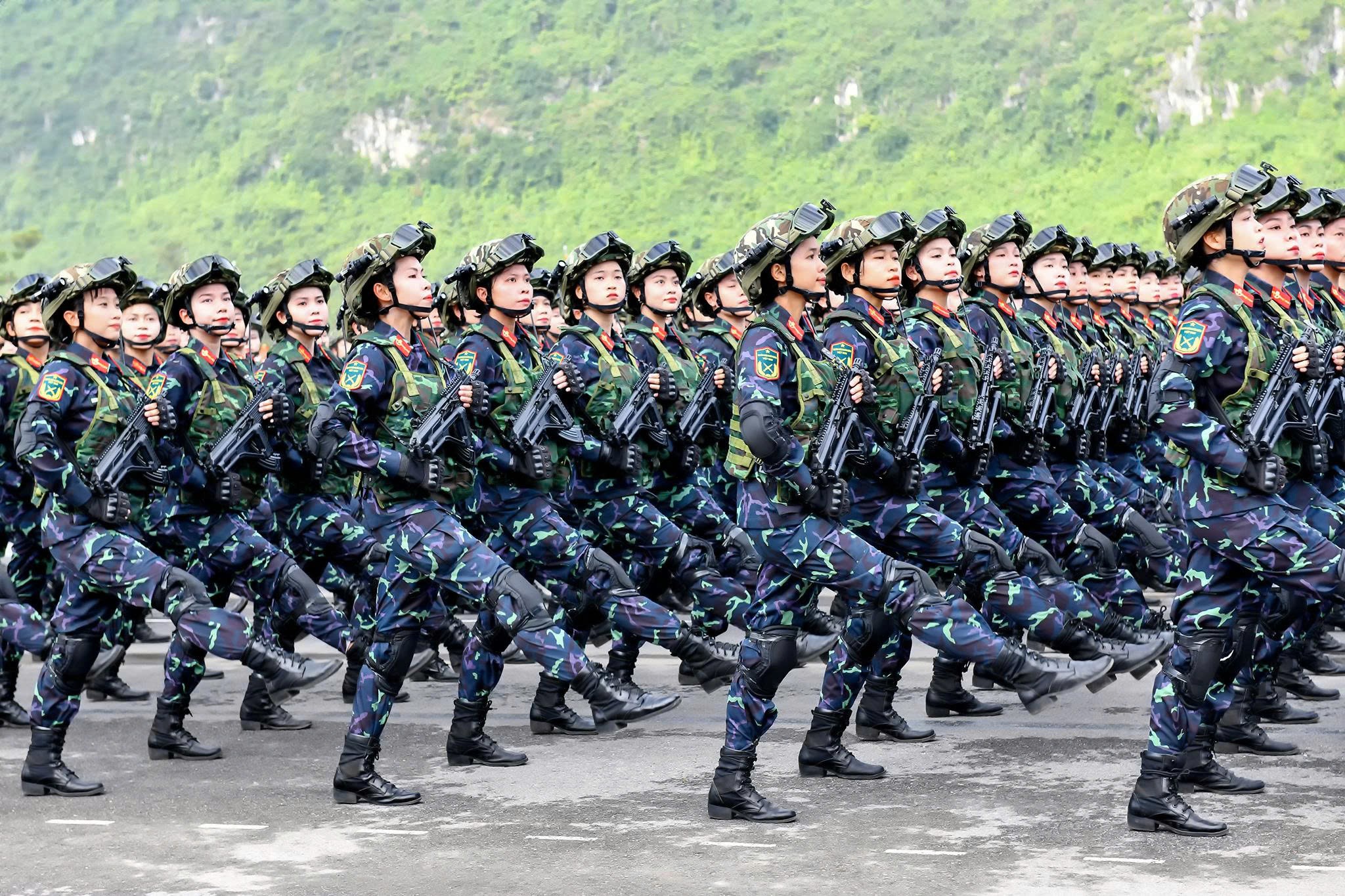 Tổng hợp luyện diễu binh, diễu hành lần 2 nhiệm vụ A80