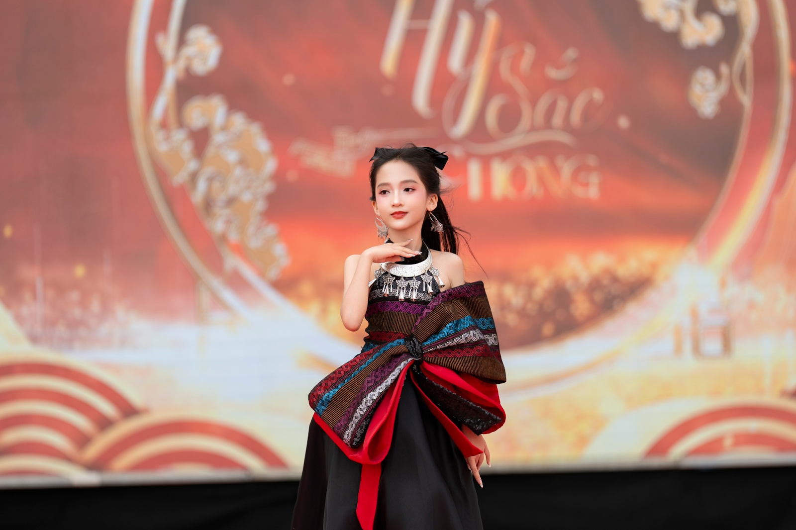 hy-sac-lac-hong-da-nang12-1754463820.png