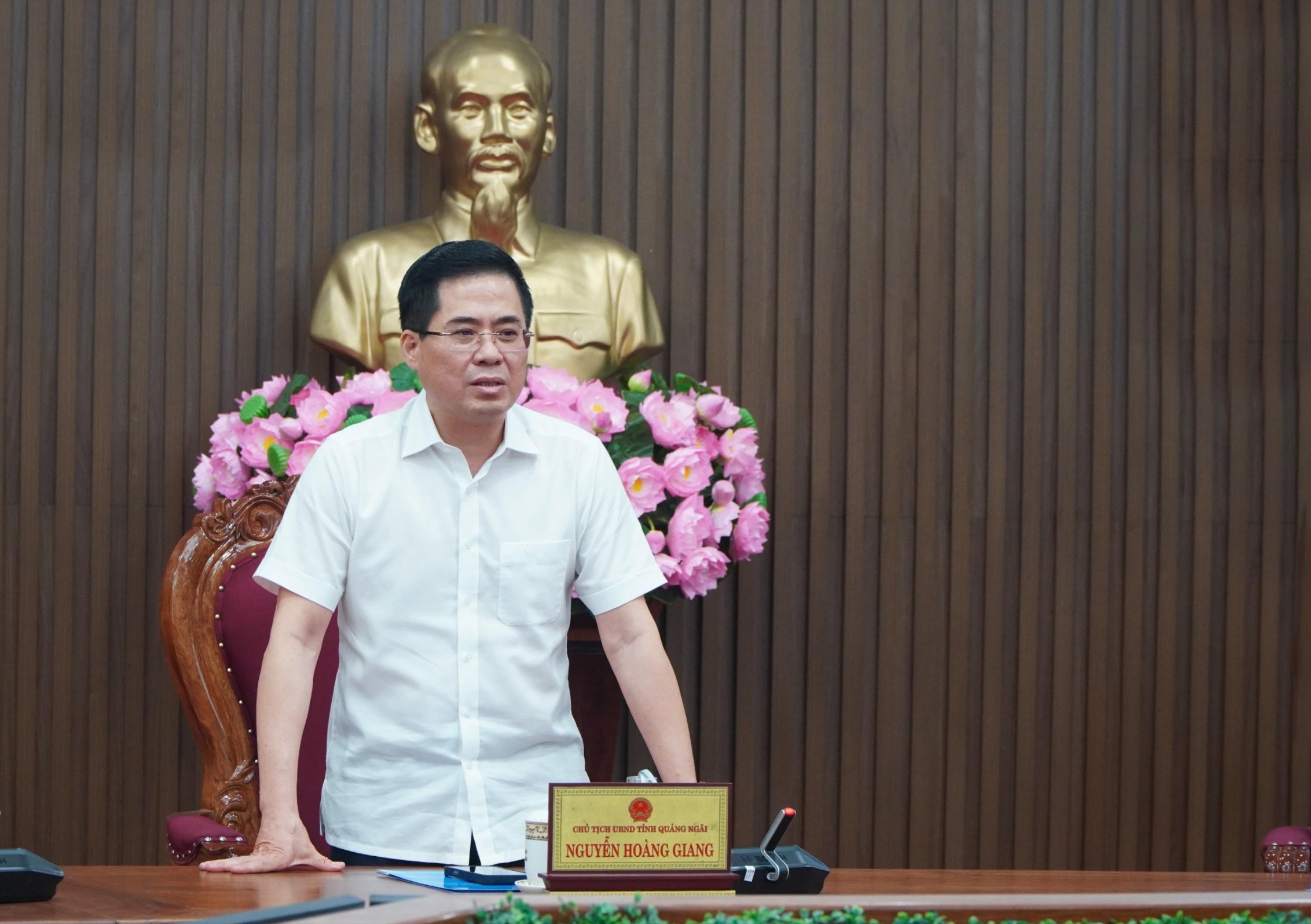 3chu-tich-ubnd-tinh-nguyen-hoang-giang-phat-bieu-ket-luan-tai-cuoc-hop-1754558062.jpg