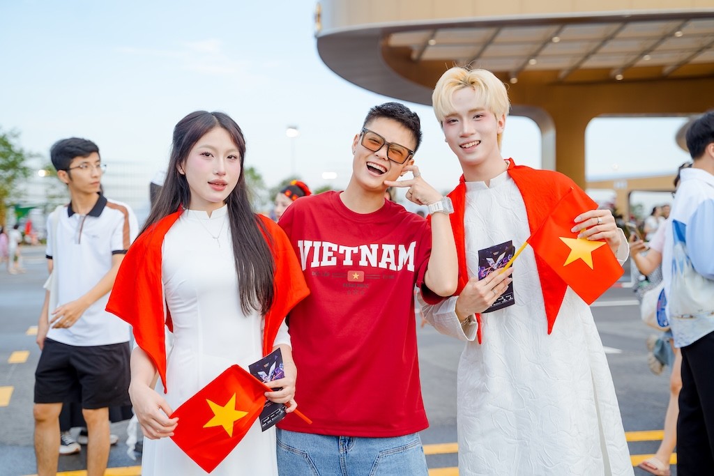 du-concert-check-in-song-ao-tai-trung-tam-trien-lam-viet-nam-1-1754912201.jpg