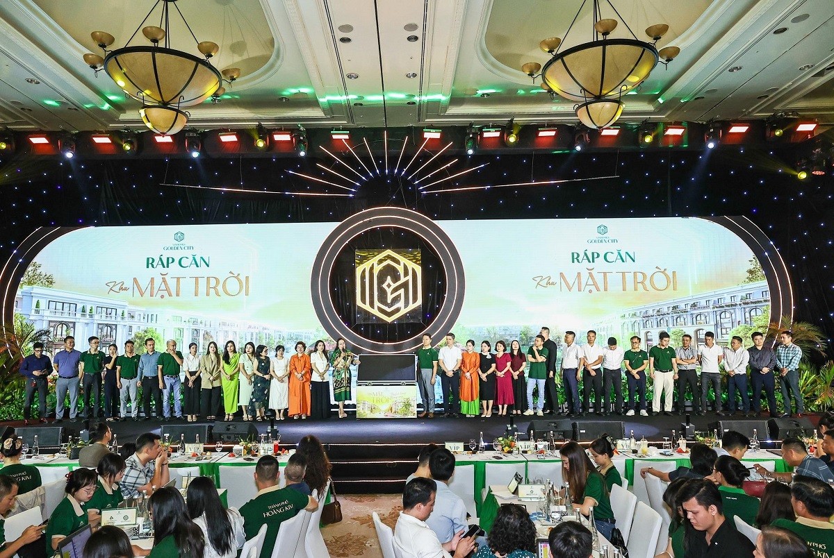rap-can-khu-mat-troi-vinhomes-golden-city-1754901327.jpg