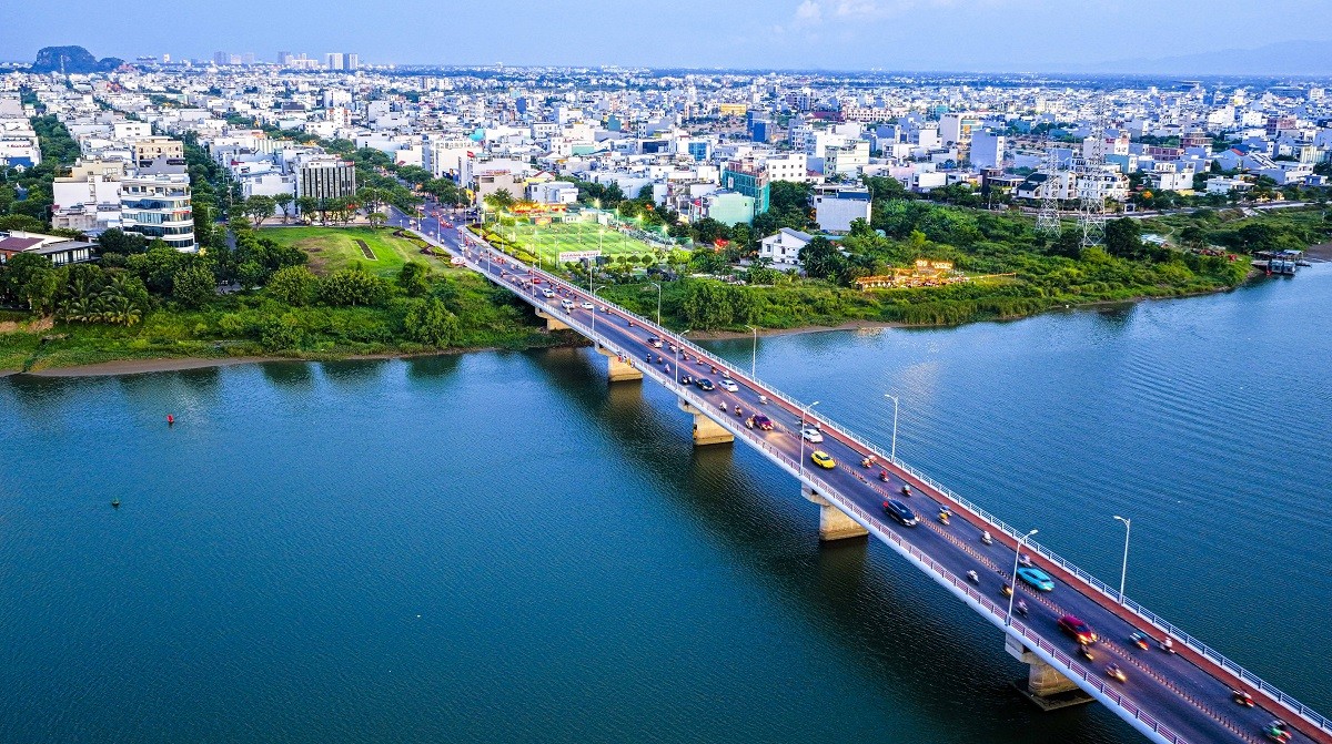 phuong-hoa-xuan-giao-thong-thuan-loi-1754991358.jpg
