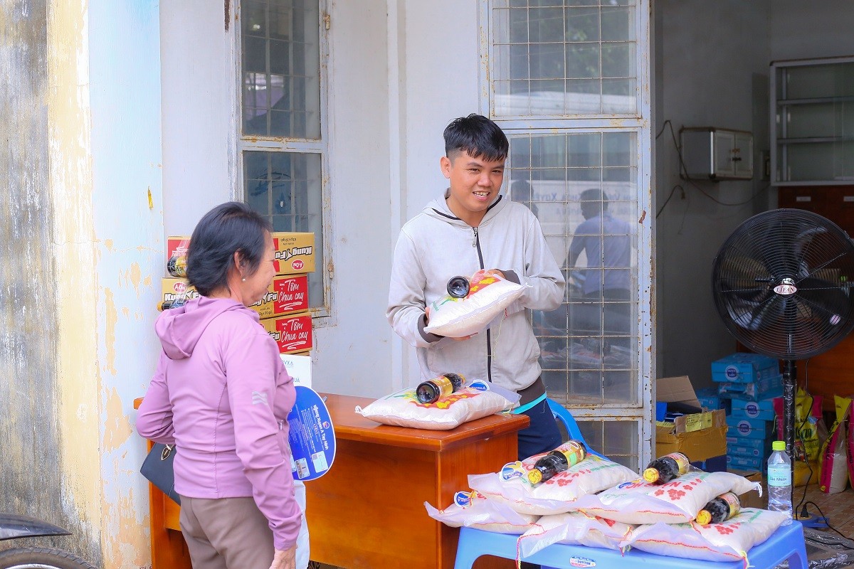 tay-ninh-mang-dich-vu-y-te-den-tan-cua-nha-dan-vung-que-tan-dong-1755004548.jpg
